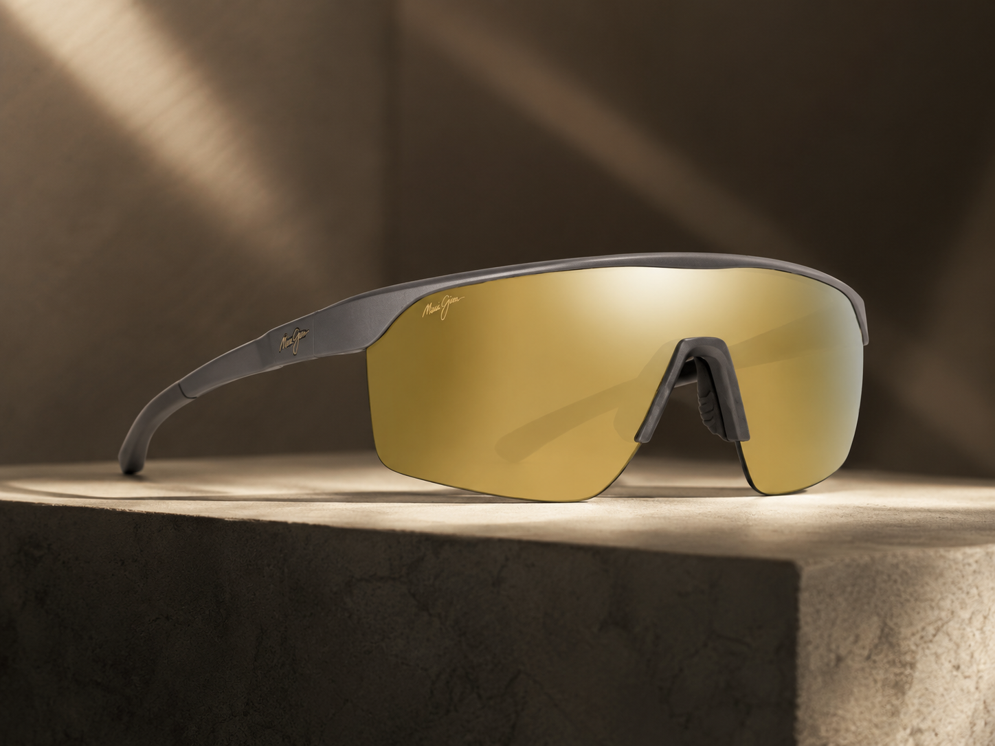 Maui Jim Paluna deportiva máscara polarizada dorada - Guillermo Ópticos Madrid