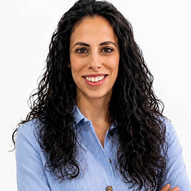 Cristina García, optometrista en Guillermo Ópticos Madrid