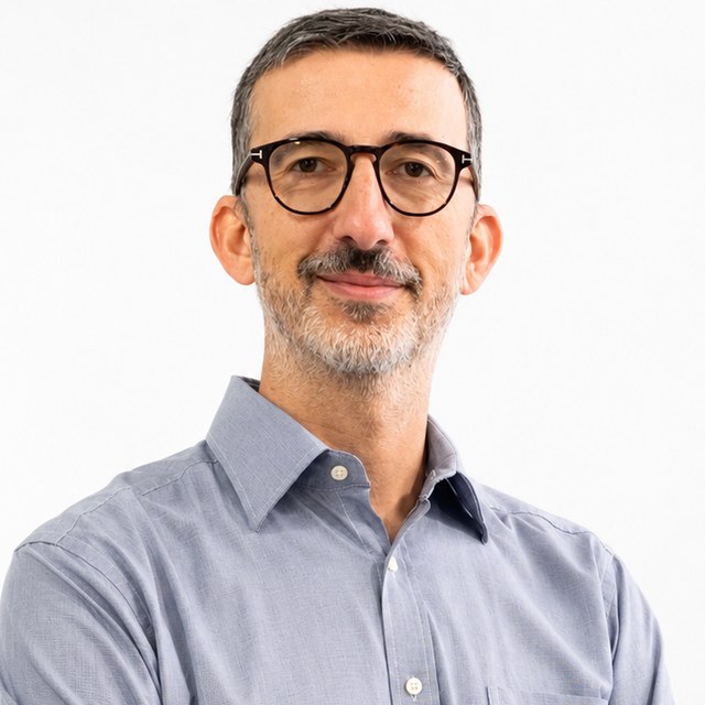 Francisco J. Vico, optometrista en Guillermo Ópticos Madrid